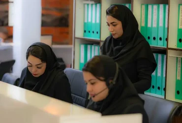 کادر پذیرش کلینیک دندانپزشکی رسا کرج
