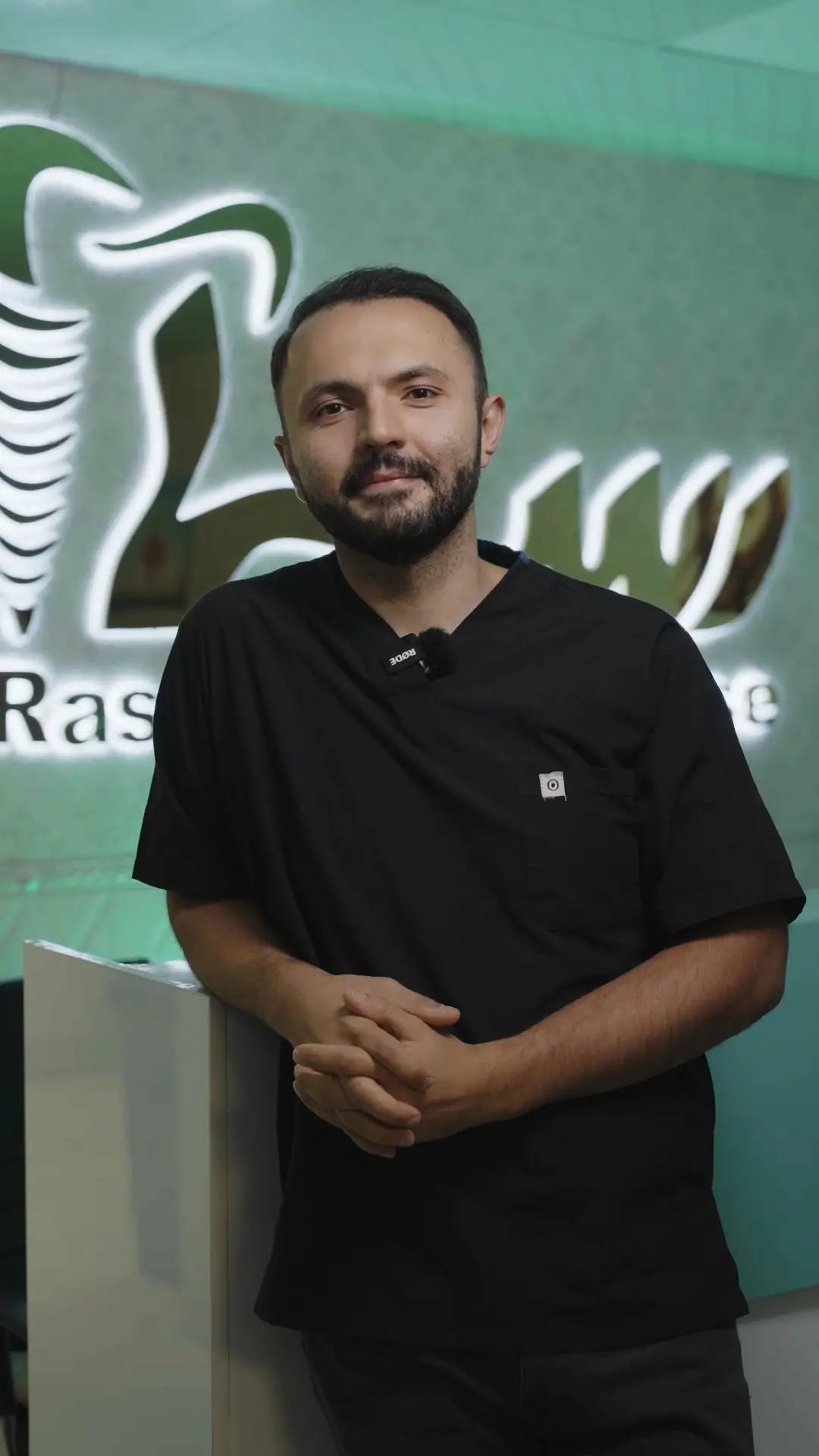 دندانپزشک متخصص ایمپلنت